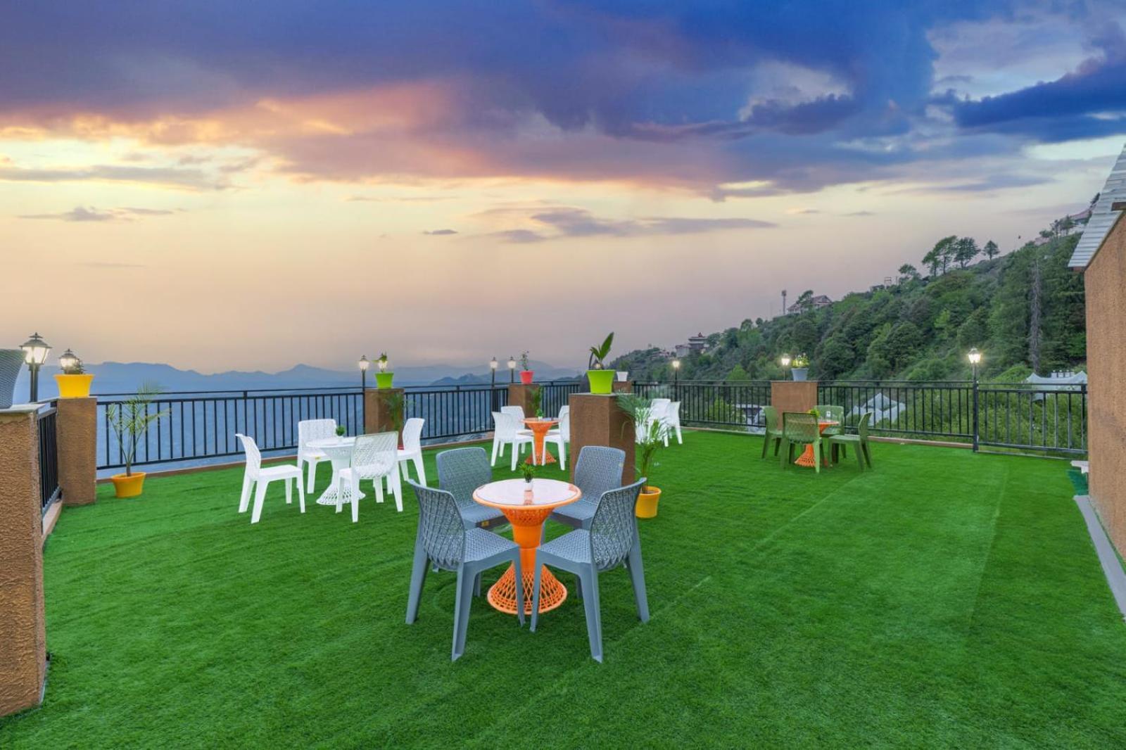 The Nature Dreams I Vacations I Conference I Mice I Family Events I Open Air Terrace I Sky Bonfire I Kufri By Exotic Stays Shimla Exterior photo